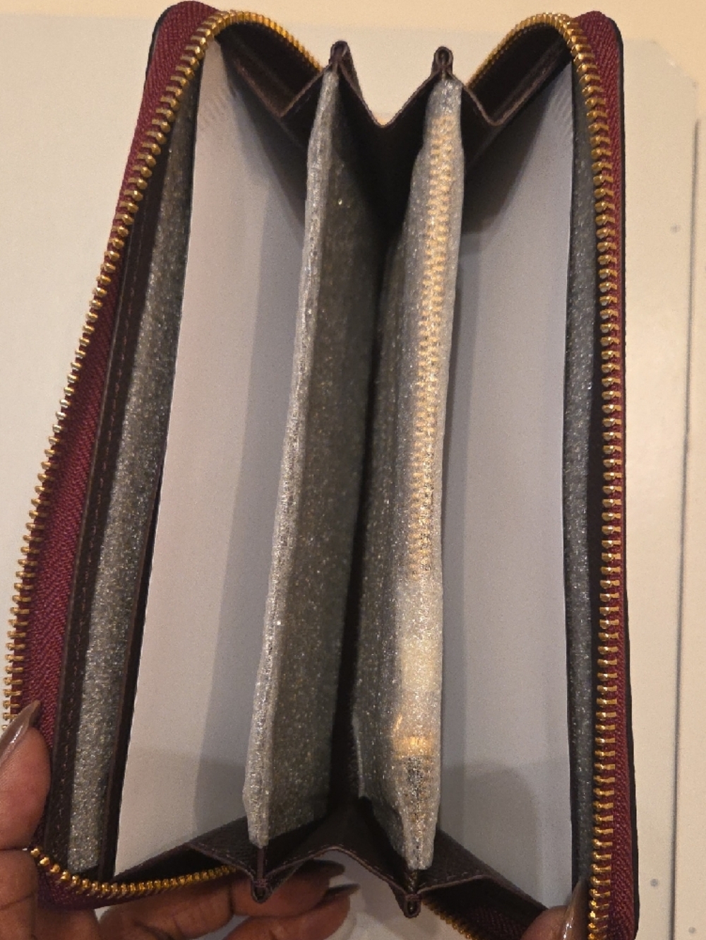Coach Saffiano Zip Wallet in Burgundy with Gold Hardware - Picture 3 of 4